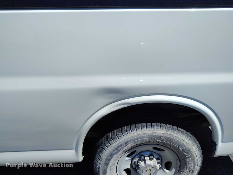 image for item DP4988 2013 Chevrolet Express van