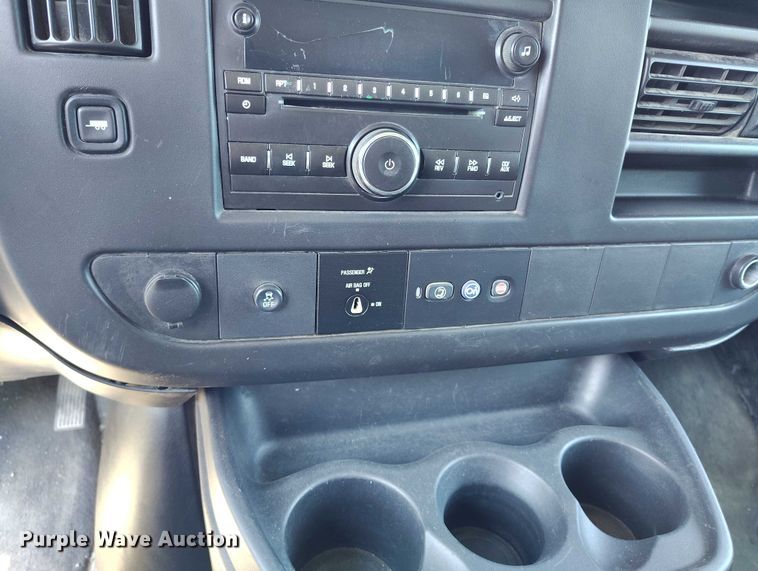 image for item DP4988 2013 Chevrolet Express van