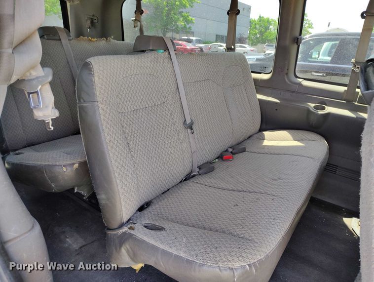 image for item DP4988 2013 Chevrolet Express van