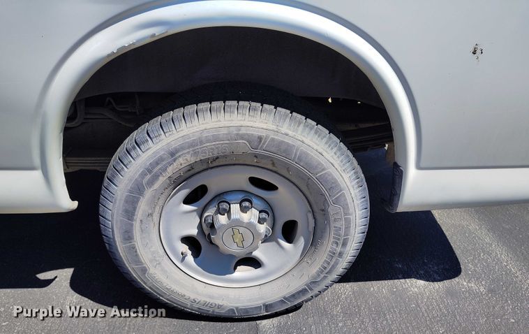 image for item DP4988 2013 Chevrolet Express van