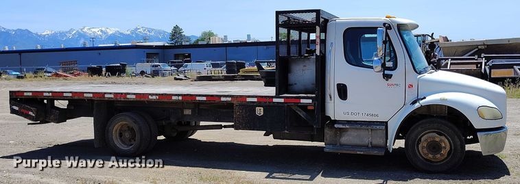 image for item DP4989 2007 Freightliner Business Class M2 flatbed truck