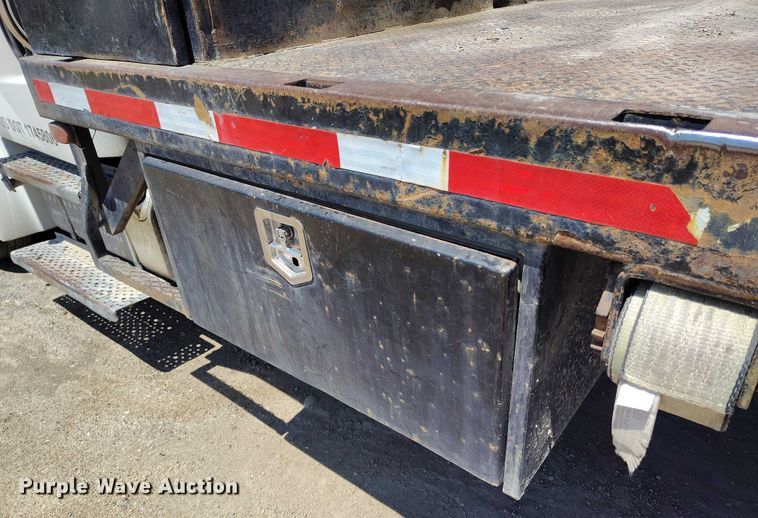 image for item DP4989 2007 Freightliner Business Class M2 flatbed truck