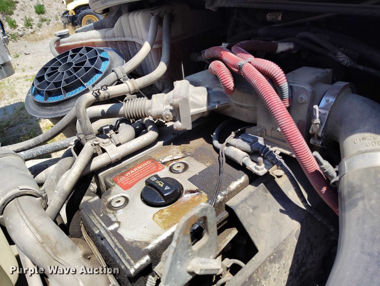 image for item DP4989 2007 Freightliner Business Class M2 flatbed truck