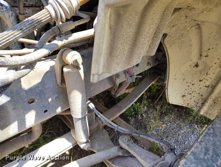 image for item DP4989 2007 Freightliner Business Class M2 flatbed truck