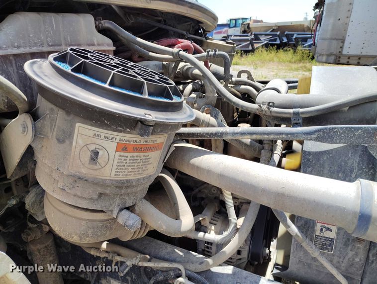 image for item DP4989 2007 Freightliner Business Class M2 flatbed truck