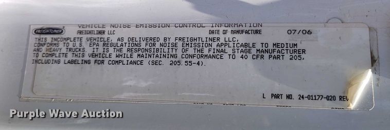 image for item DP4989 2007 Freightliner Business Class M2 flatbed truck