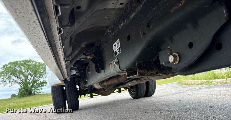 image for item DS3741 2019 Ford F350 Super Duty XL Crew Cab pickup truck