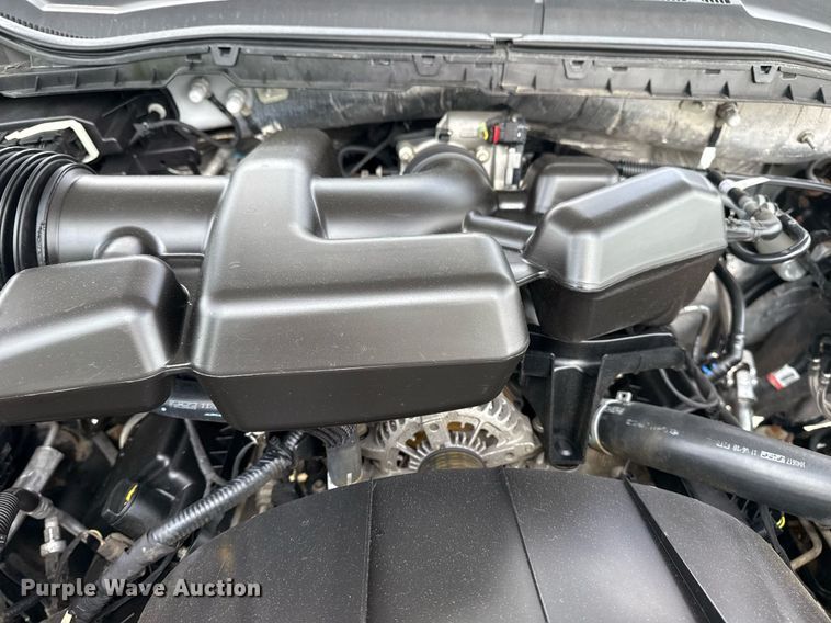 image for item DS3741 2019 Ford F350 Super Duty XL Crew Cab pickup truck