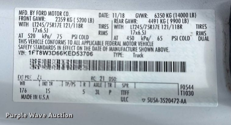 image for item DS3741 2019 Ford F350 Super Duty XL Crew Cab pickup truck