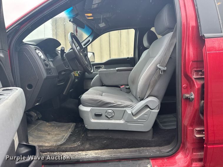 image for item DS3745 2011 Ford F150 SuperCrew pickup truck