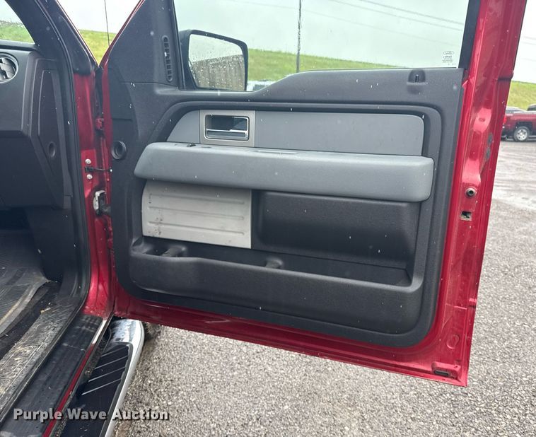 image for item DS3745 2011 Ford F150 SuperCrew pickup truck