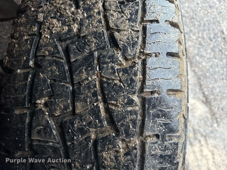 image for item DS3745 2011 Ford F150 SuperCrew pickup truck