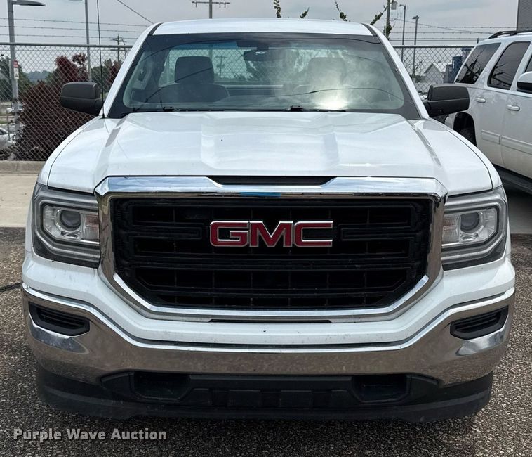 image for item DS4353 2018 GMC Sierra 1500 pickup truck