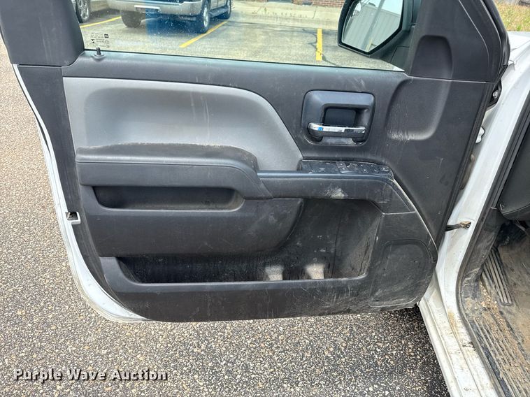 image for item DS4353 2018 GMC Sierra 1500 pickup truck