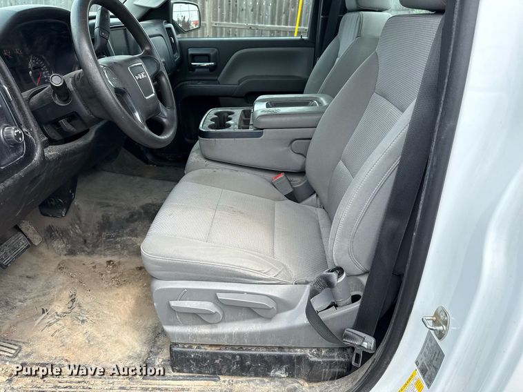 image for item DS4353 2018 GMC Sierra 1500 pickup truck