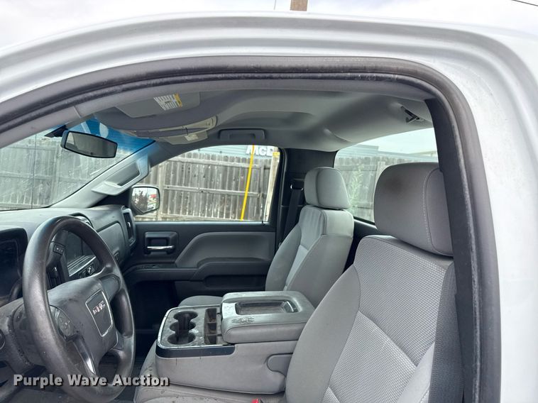 image for item DS4353 2018 GMC Sierra 1500 pickup truck