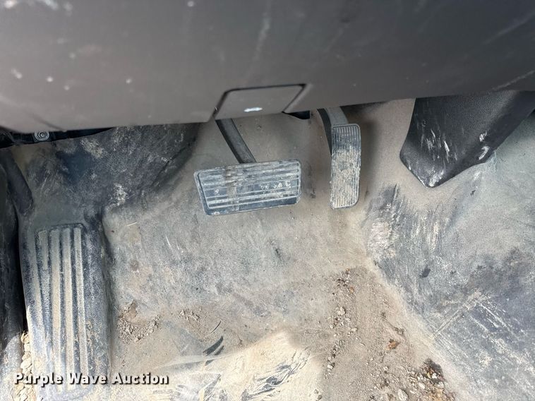 image for item DS4353 2018 GMC Sierra 1500 pickup truck