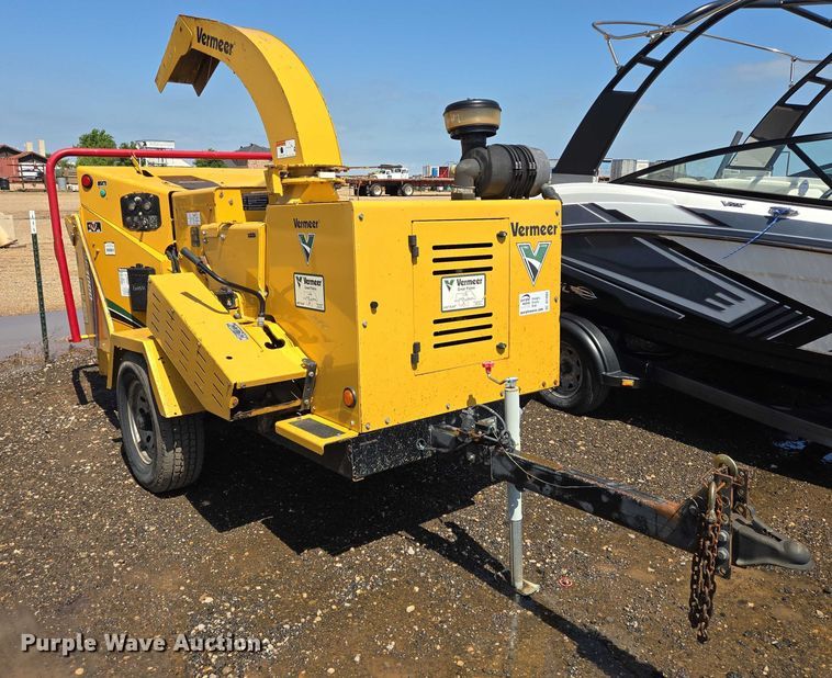 image for item DT4903 2012 Vermeer BC1000XL wood chipper