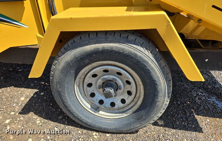 image for item DT4903 2012 Vermeer BC1000XL wood chipper