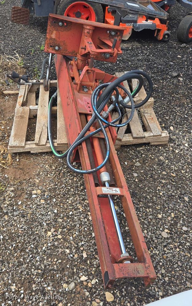 image for item DT4908 Skid steer post driver