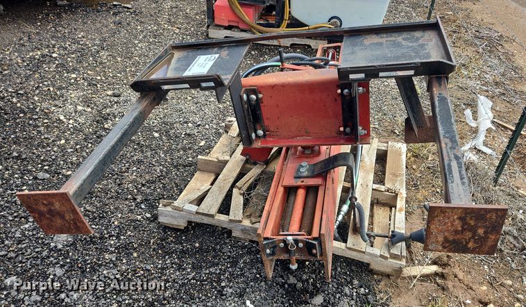 image for item DT4908 Skid steer post driver