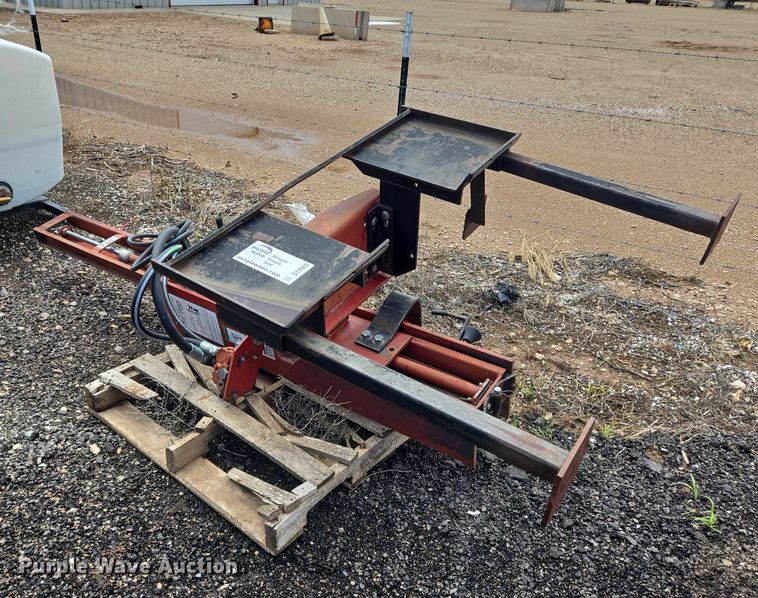 image for item DT4908 Skid steer post driver