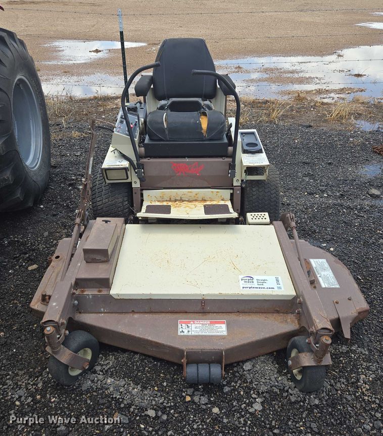 image for item DT4912 1997 Grasshopper 725k ZTR lawn mower