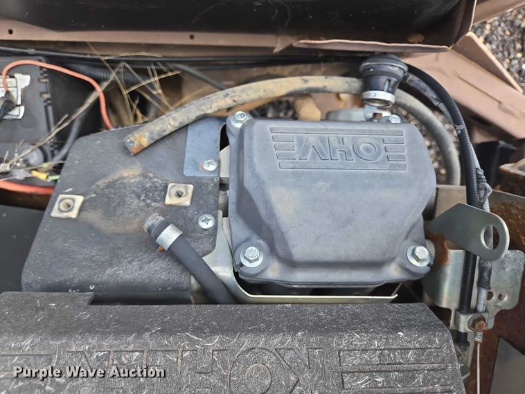 image for item DT4912 1997 Grasshopper 725k ZTR lawn mower