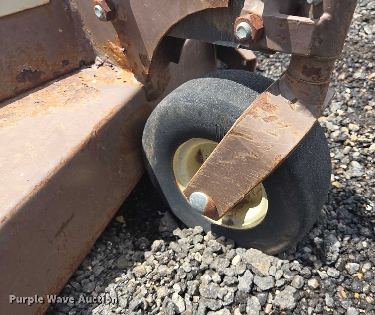 image for item DT4912 1997 Grasshopper 725k ZTR lawn mower