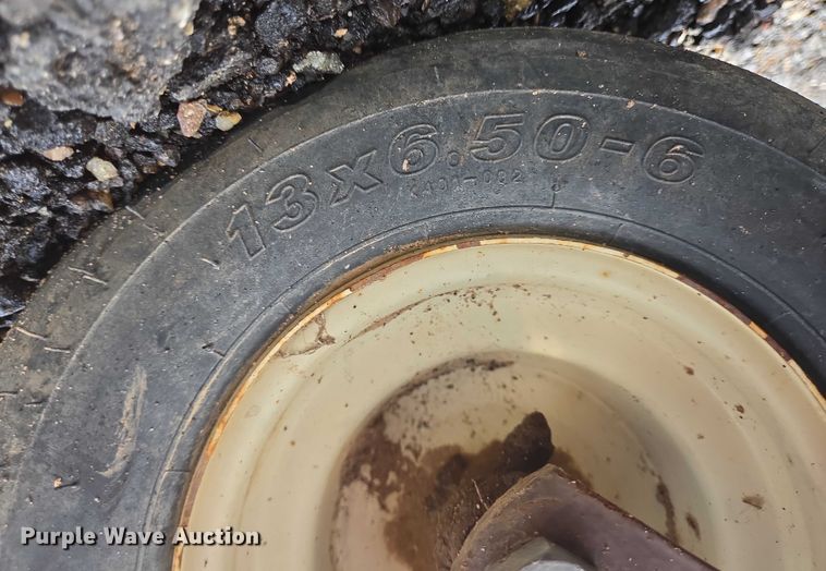 image for item DT4912 1997 Grasshopper 725k ZTR lawn mower