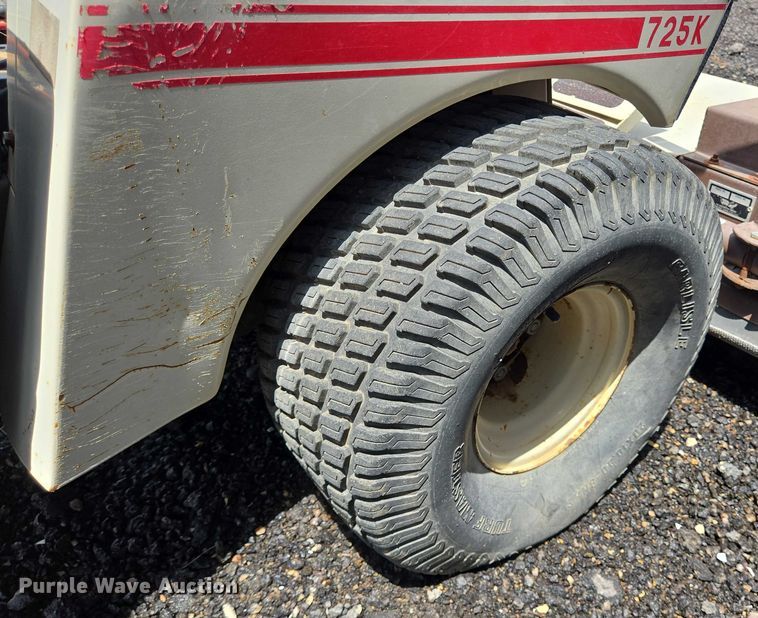 image for item DT4912 1997 Grasshopper 725k ZTR lawn mower