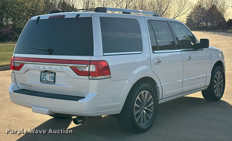 image for item DT6614 2017 Lincoln Navigator SUV