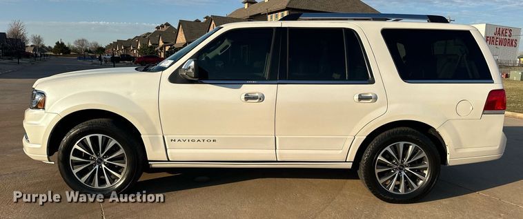 image for item DT6614 2017 Lincoln Navigator SUV