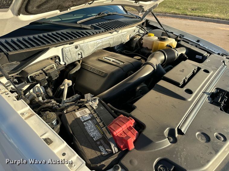 image for item DT6614 2017 Lincoln Navigator SUV