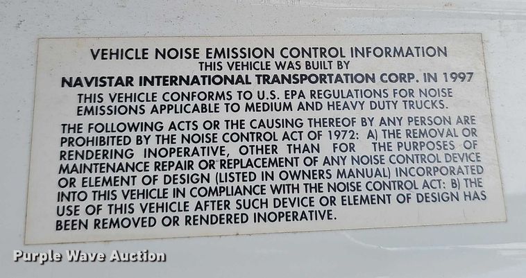 image for item DT6930 1997 International 4900 dump truck