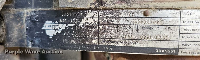 image for item DT6932 1985 International F2275 semi truck