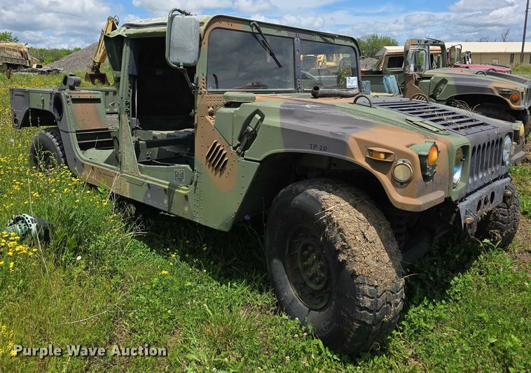 image for item DT6933 1989 AM General M998 SUV