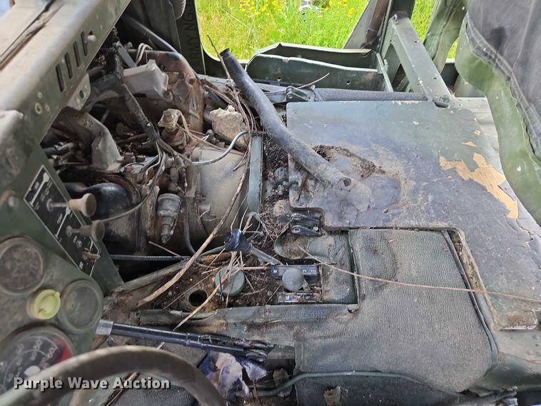 image for item DT6933 1989 AM General M998 SUV