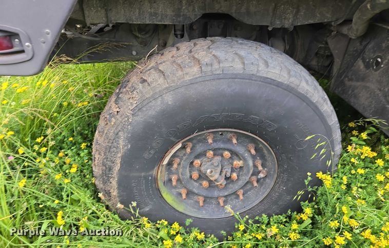 image for item DT6933 1989 AM General M998 SUV