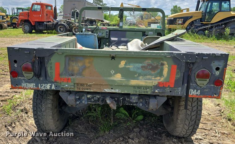 image for item DT6934 1989 AM General M998 SUV