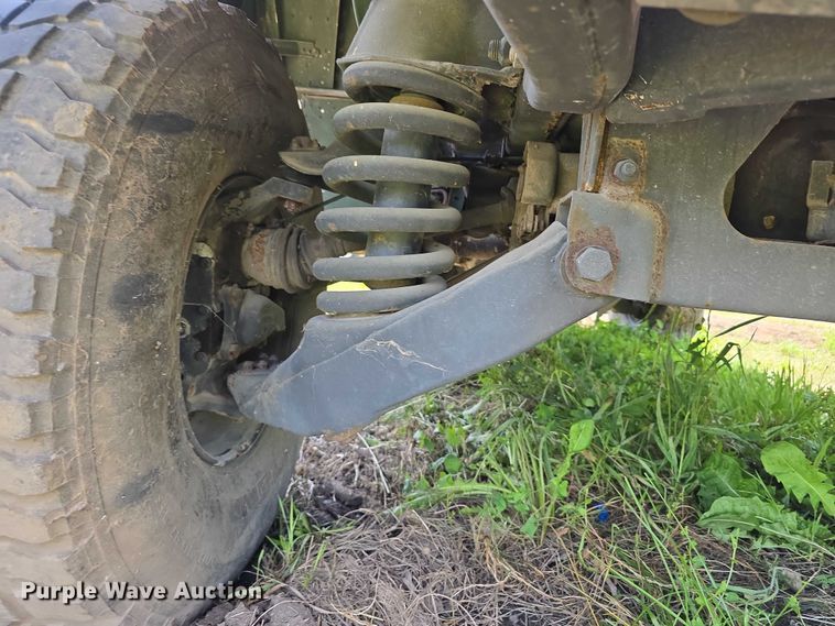 image for item DT6934 1989 AM General M998 SUV