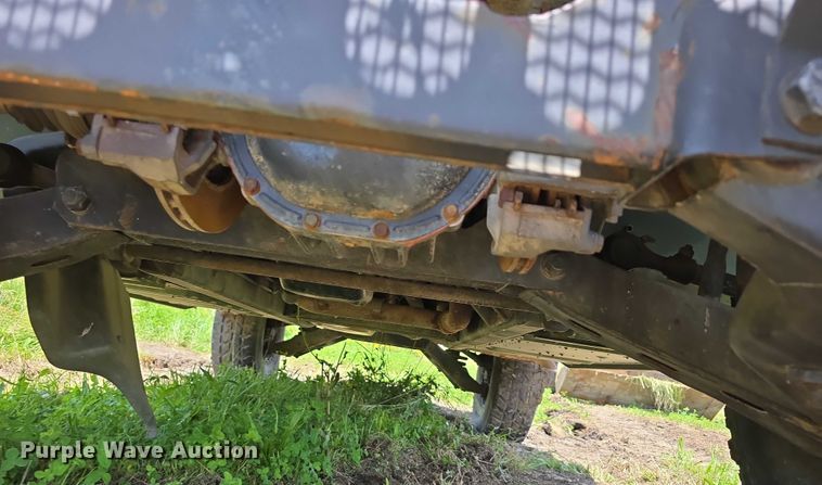 image for item DT6934 1989 AM General M998 SUV