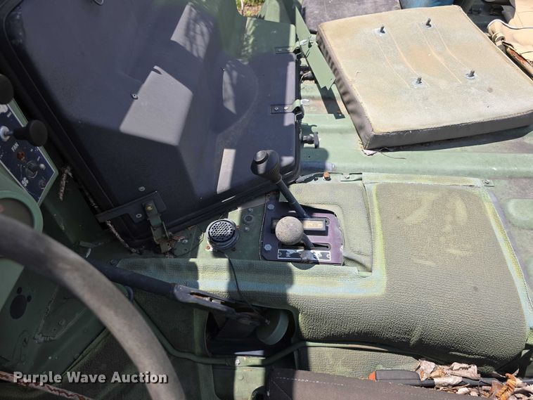 image for item DT6934 1989 AM General M998 SUV