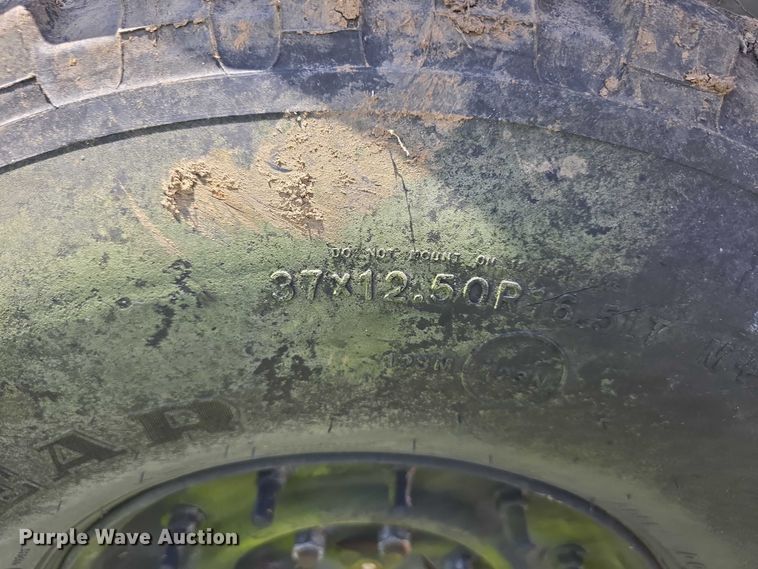 image for item DT6934 1989 AM General M998 SUV