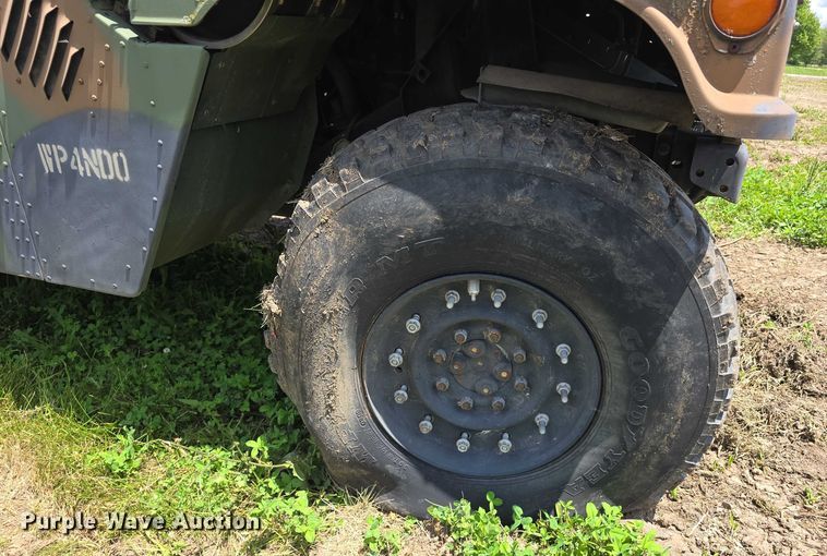 image for item DT6934 1989 AM General M998 SUV