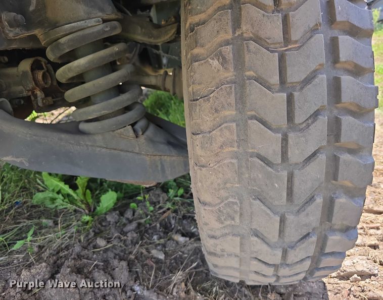 image for item DT6934 1989 AM General M998 SUV