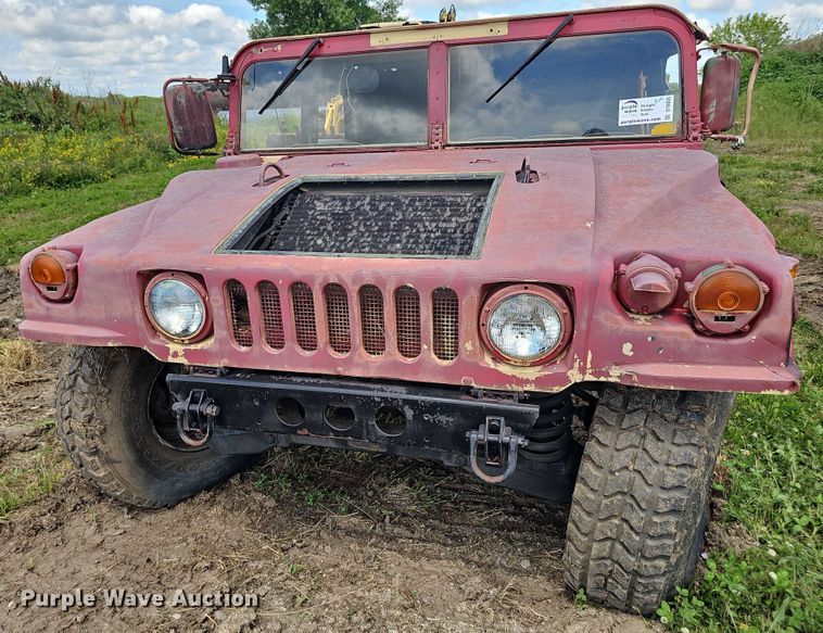 image for item DT6935 1990 AM General M998 SUV