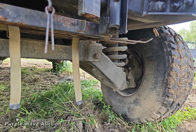 image for item DT6935 1990 AM General M998 SUV