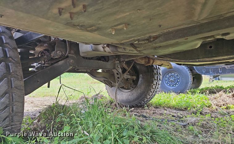 image for item DT6935 1990 AM General M998 SUV