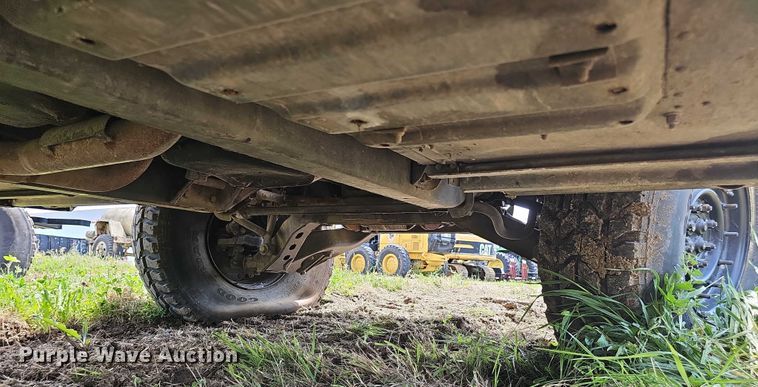 image for item DT6935 1990 AM General M998 SUV